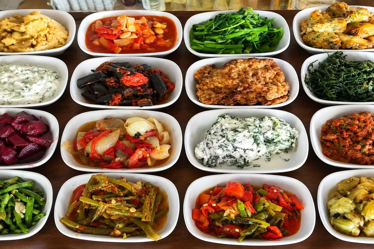 Kırkınca Restaurant’ın renkli meze tabakları